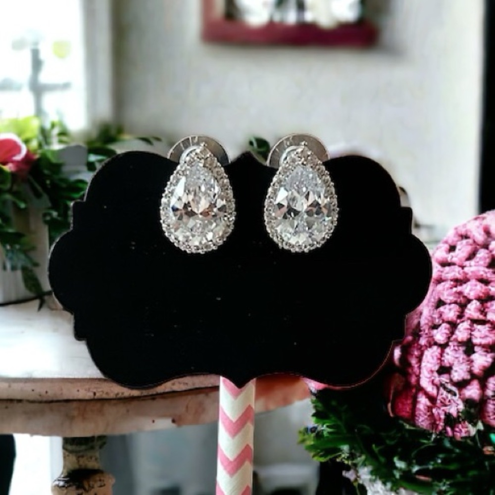New! Cubic Zirconia Silver Halo Stud Earrings